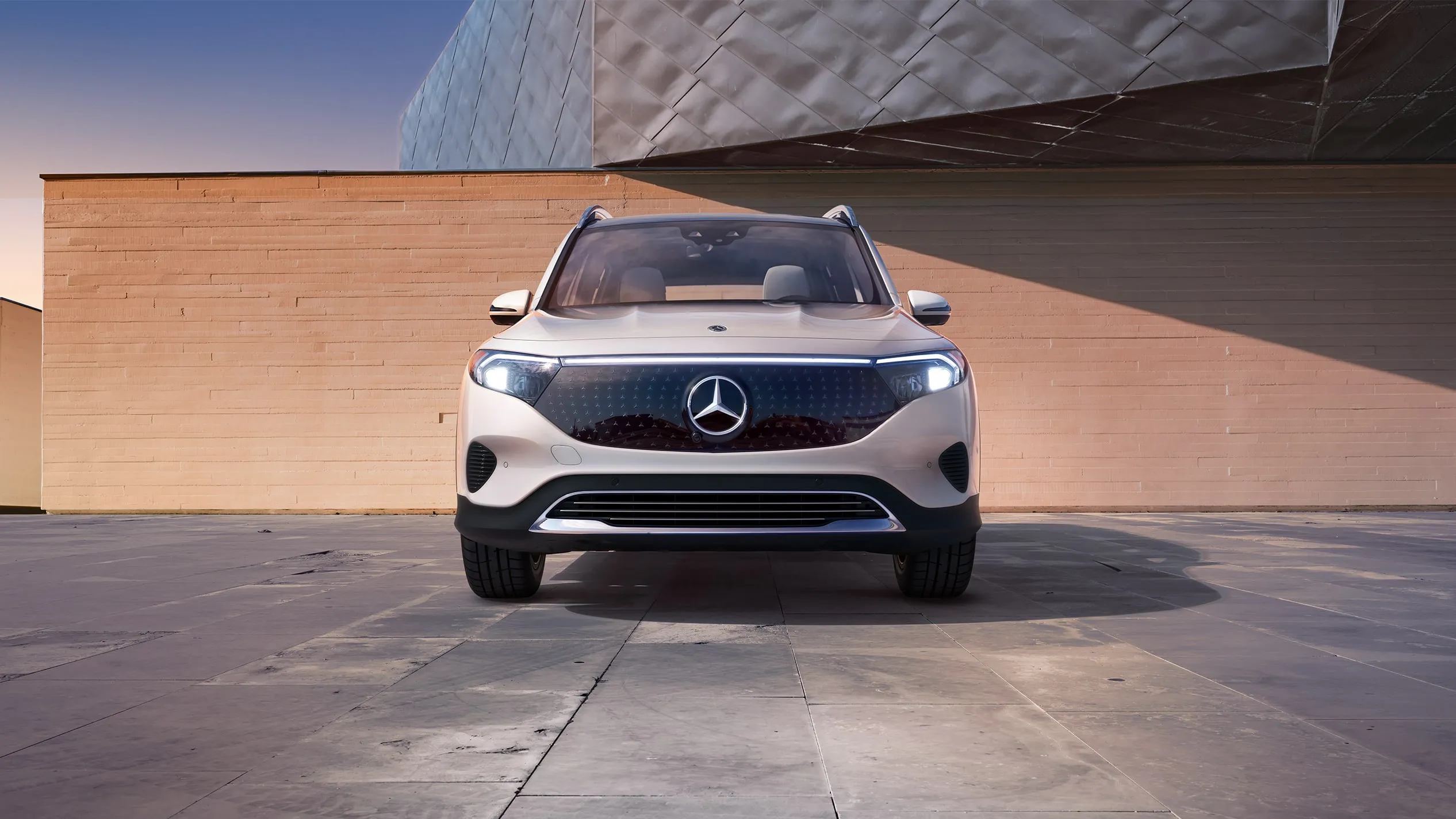 Mercedes-Benz EQB SUV